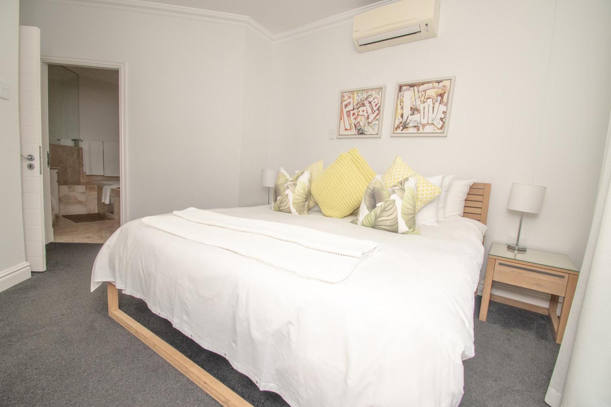 801 Oyster Schelles - By Stay In Umhlanga Durban Esterno foto